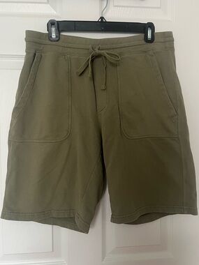 Vince Olive Green Drawstring Cotton Shorts